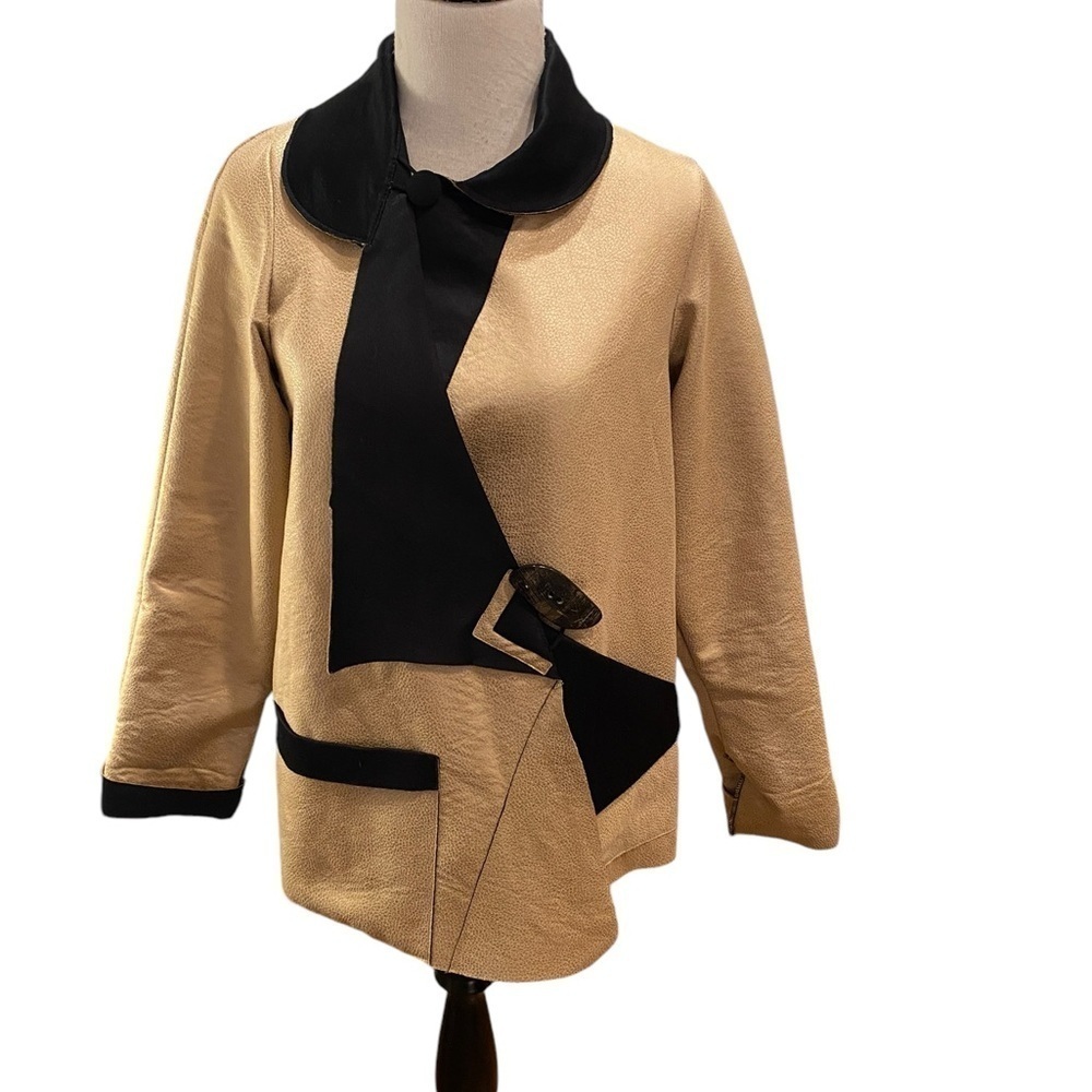 Lee Anderson Asymmetrical Tan and Black Fleece Made in USA. Size Medium. VTG